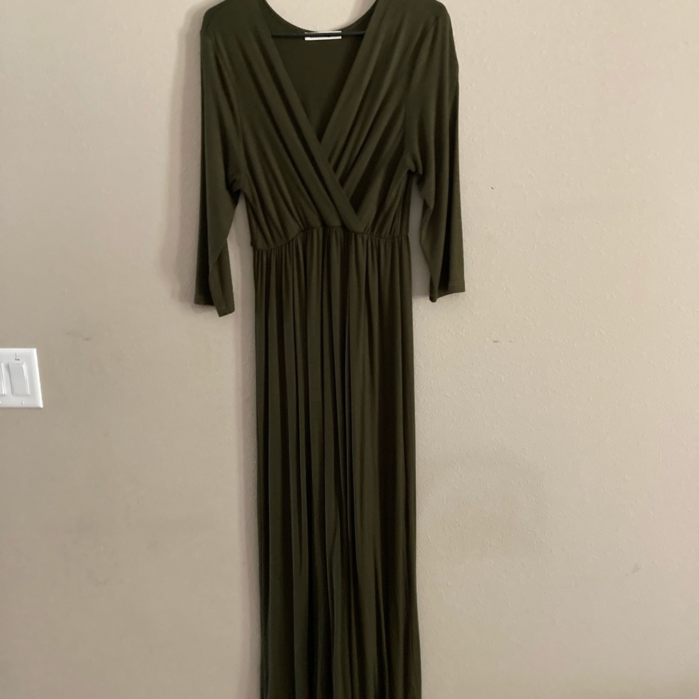 Long sleeve/floor length dress